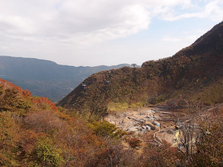 La vallée volcanique d’Owakudani et ses fumerolles, à Hakone