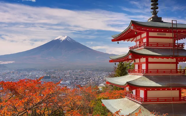 La pagode Chureito et le mont Fuji en automne